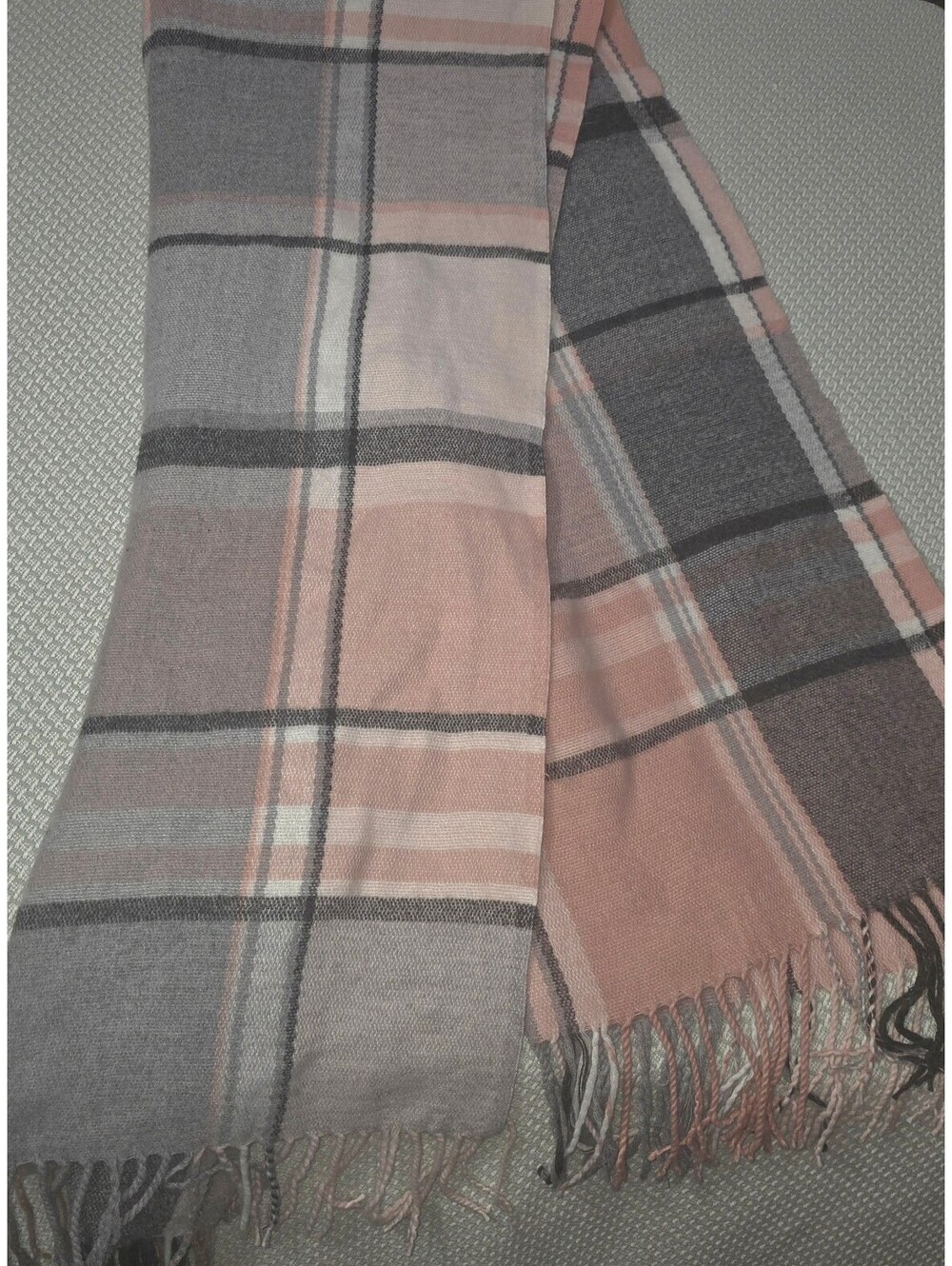 NWT pink and gray scarf